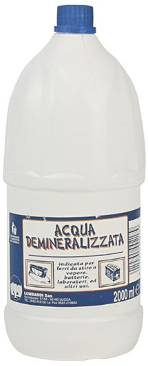 Acqua demineralizzata